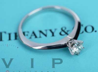 Tiffany & Co Setting Solitär Ring 950 Platin & 0,23ct. Diamant (Größe: 52)